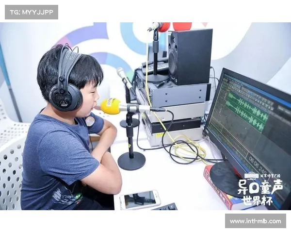 著名游泳评论员现场解说，专业分析获年轻选手点赞